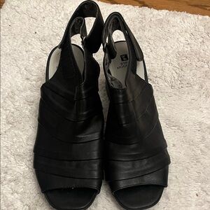 White Mountain Black Slingback Mules